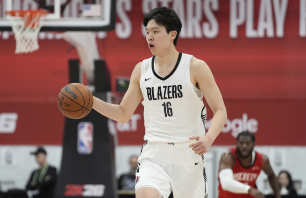 股票配资炒股 杨瀚森提前退出夏联! 4战场均至少10+5闪耀赌城 自我总结要奖罚分明